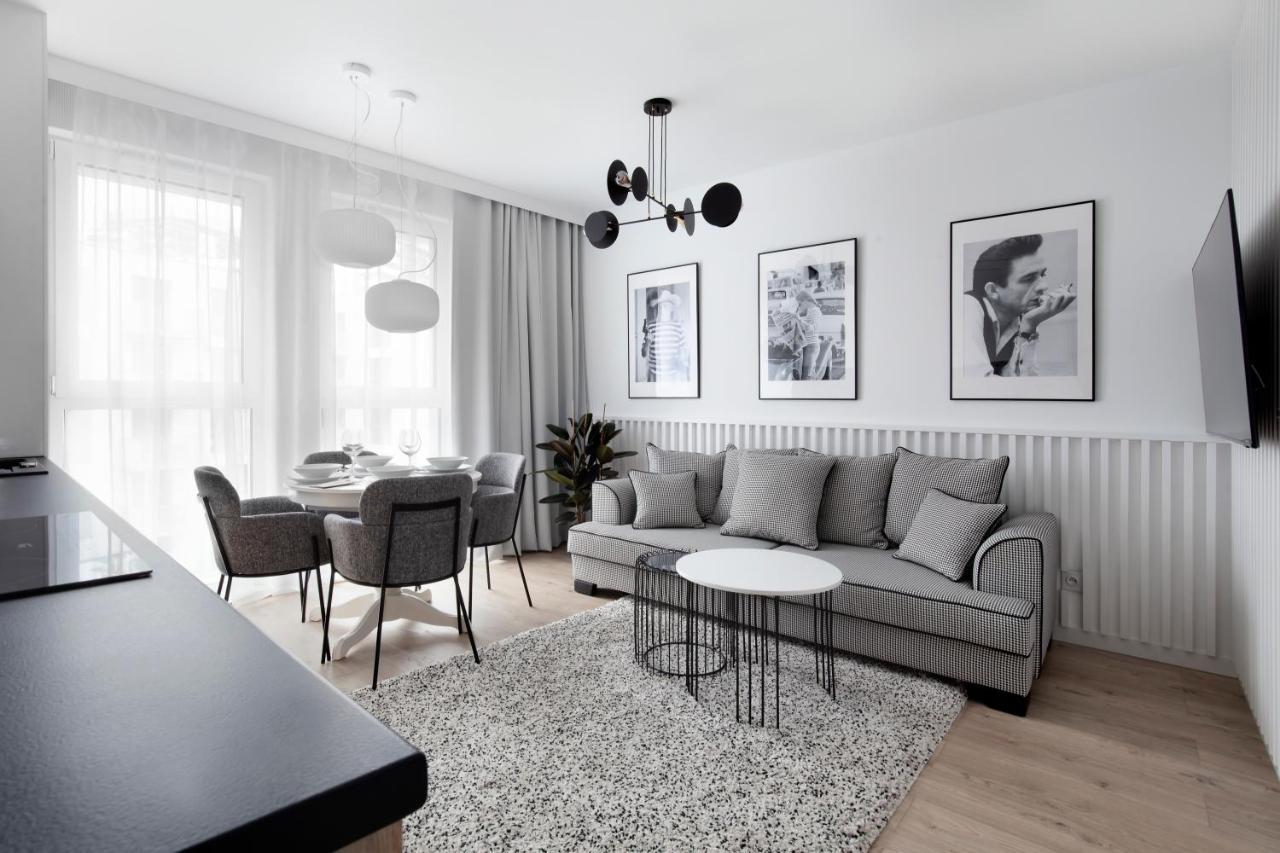 Aura 40 City Center By Downtown Apartments Gdańsk Exteriör bild